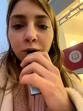 Sunny___Bunny on StripChat 