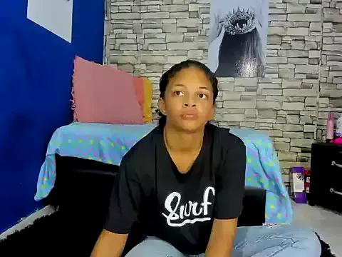 susanwest01 on StripChat 
