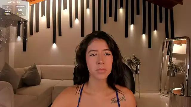 SussanElliot on StripChat 