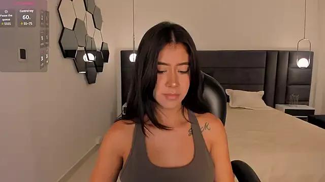 SussanElliot on StripChat 