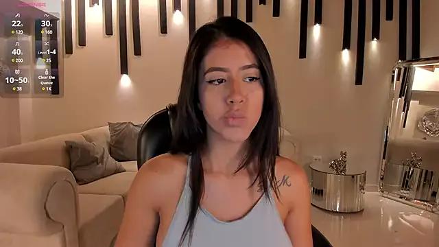 SussanElliot on StripChat 