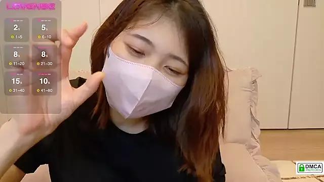 SUZU_ on StripChat 