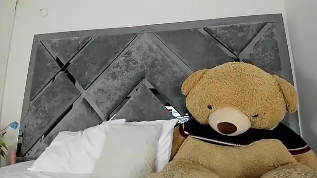 Sweet_Salome1 from StripChat