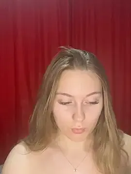 SweetSophia20 from StripChat