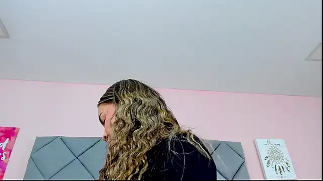 TaylorEvanss on StripChat