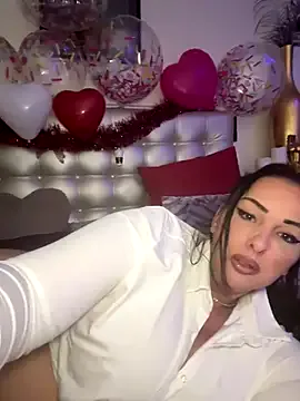 TiffanyRoxx on StripChat