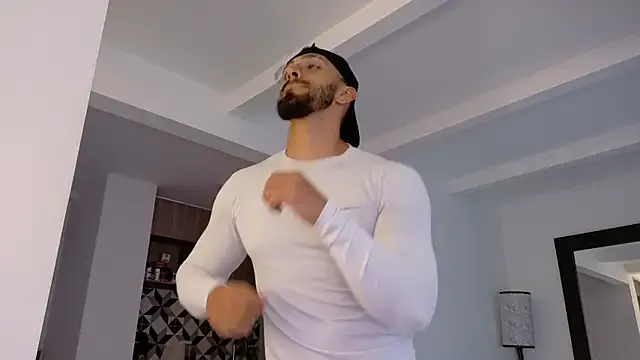 tony_muscle on StripChat