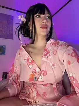 Tsuki-moon from StripChat