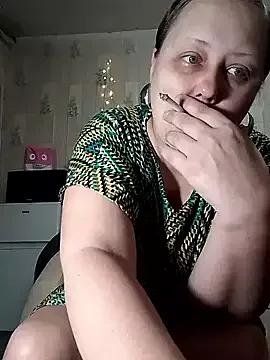 Tupo070481 on StripChat