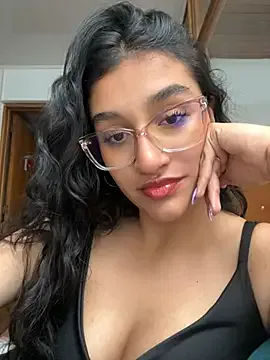 ValentiinaCruz from StripChat