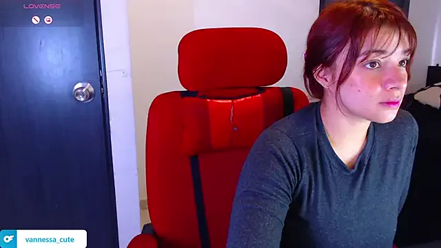 Vannessa__Shy — Kiss me