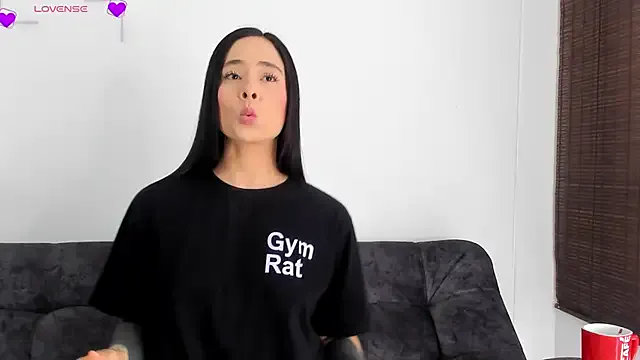 VeronicaTonu on StripChat