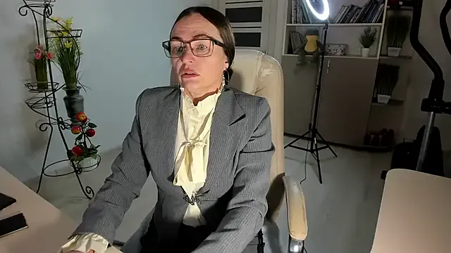 Vika73 — type - menu and private active