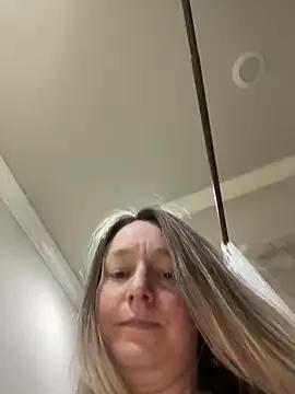 Vivian_MayXxX on StripChat 