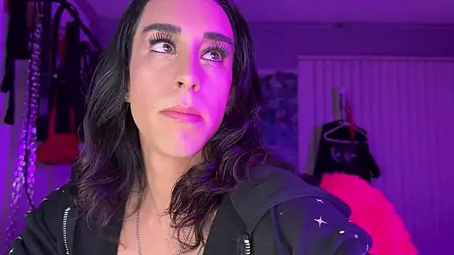 xoFrankie from StripChat