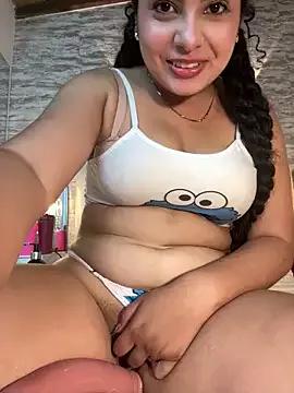 Yassy_vazquez on StripChat 